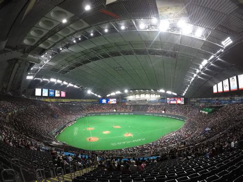 札幌ドーム キャパ 未来の都市計画におけるスタジアムの役割